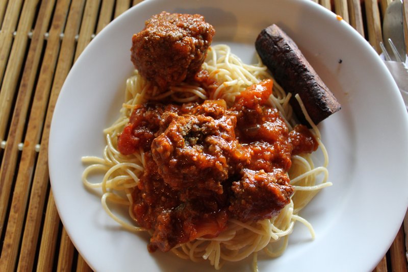 Mmm... spaghetti & meatballs!