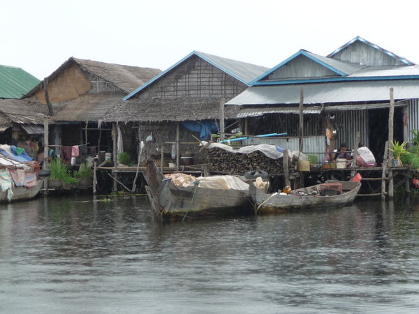 Floating Village - Kamplong Phluk