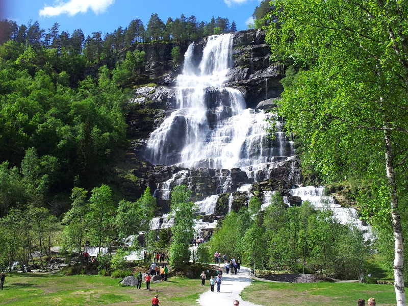 Waterfall after Voss