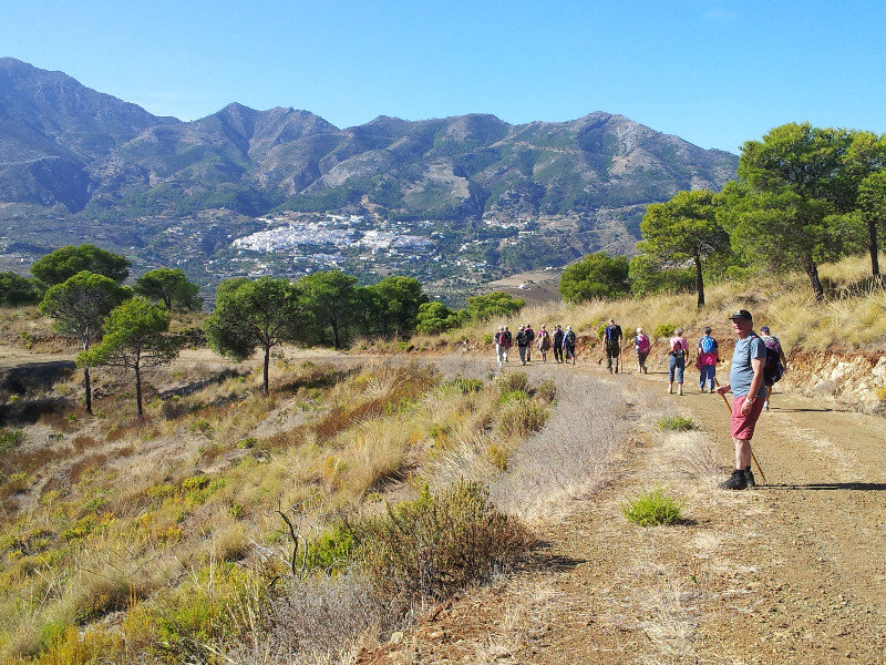 walking on Sierra de la Robla with Casarabonela in distance