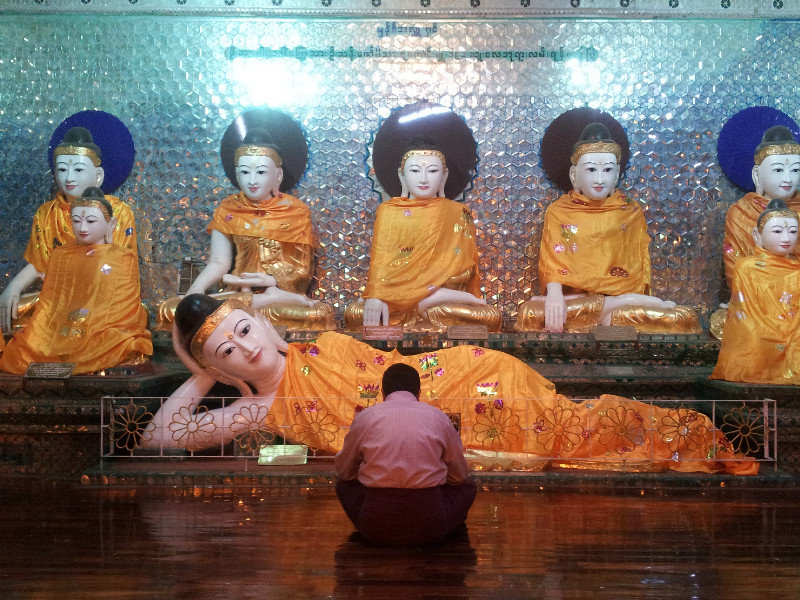 Buddhas at Shwedagon