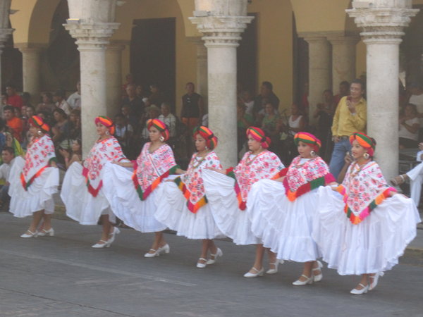 Dancing at the Plaza Grande