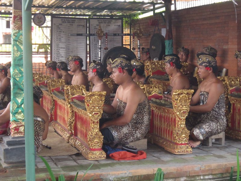 Balinese musicians