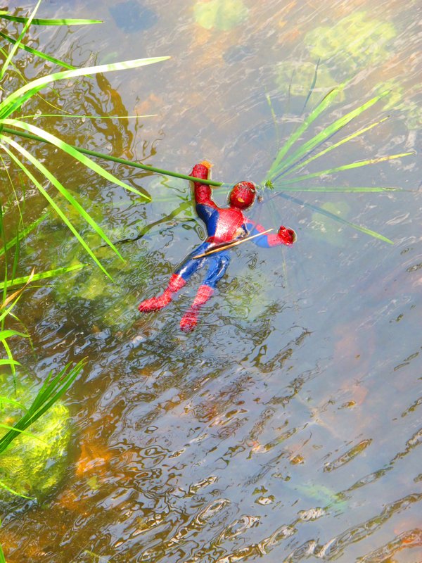 Save spiderman!