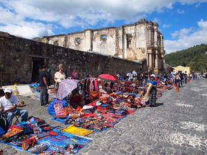 little market in Antigua