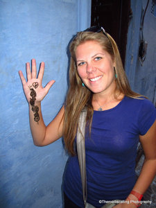 Jessie had henna done by a little girl