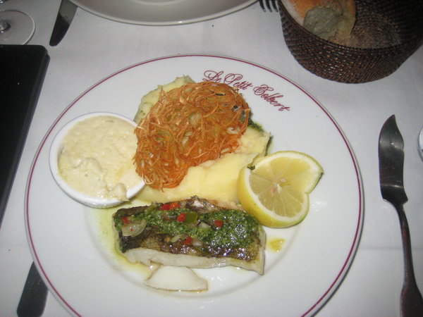 Cod dish with garlic pesto