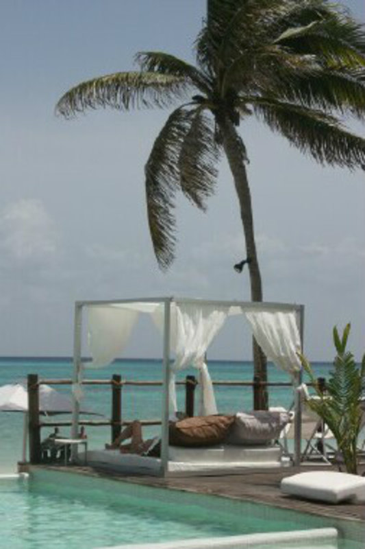Day beds & ocean front massages