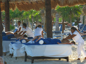 Ahh beach massage