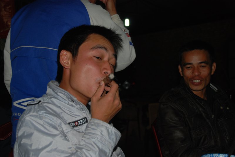 Cigares cubains et vietnamiens