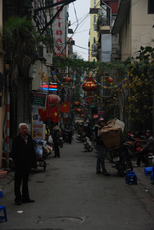 Ruelle au hasard a Hanoi
