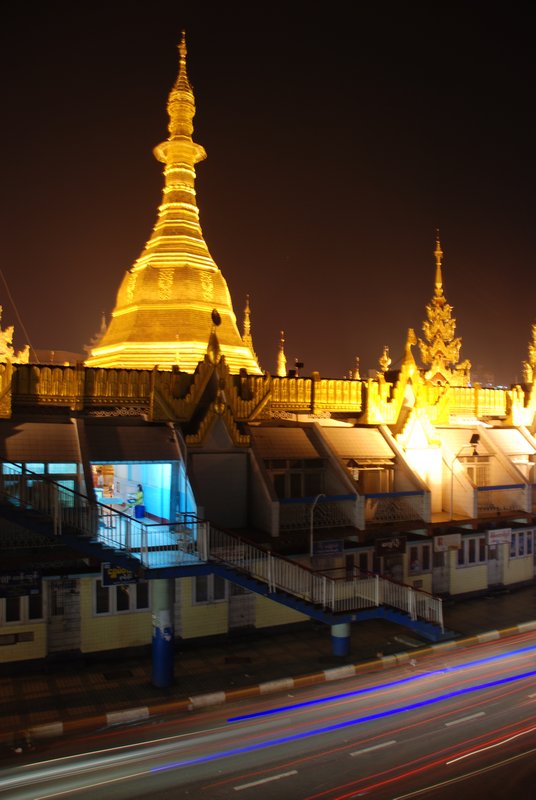 Yangoon by night
