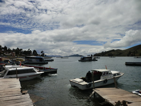 Crossing lago Titicaca