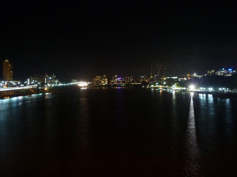 view from Victoria Bridge on Brisbane River at night