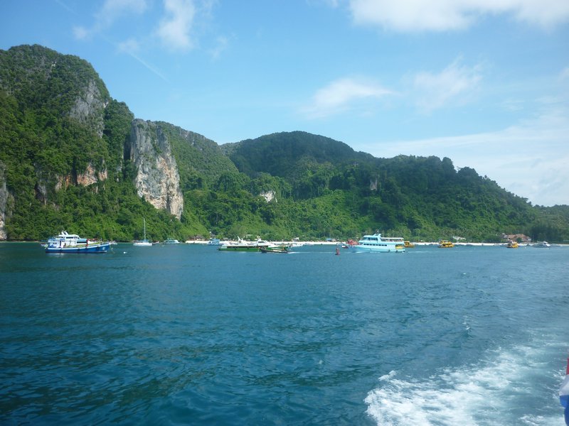 boats in front of Ko Phi Phi Don