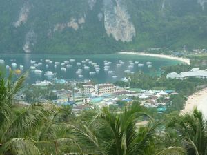 Loh Dalum Bay and Ton Say Bay viewpoint Ko Phi Phi