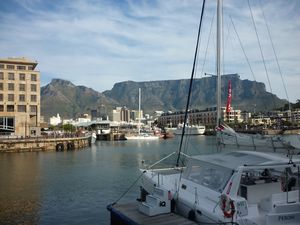 V & A Waterfront and Table Mountain Capetown