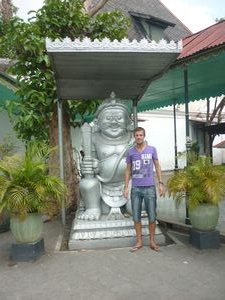 me and statue of a guard Kraton Yogyakarta