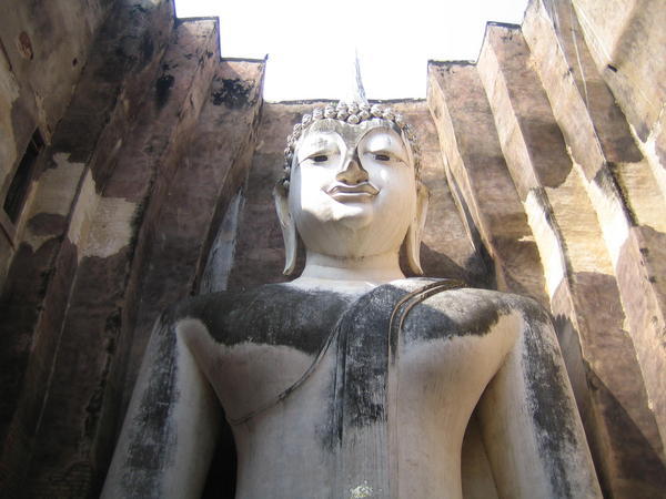 Chum Statue