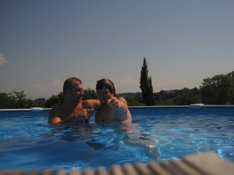 Alex and me in the pool in Sarraguzan