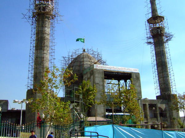 mosque in making
