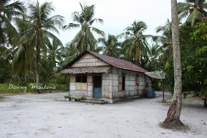 Local house at Rengit island