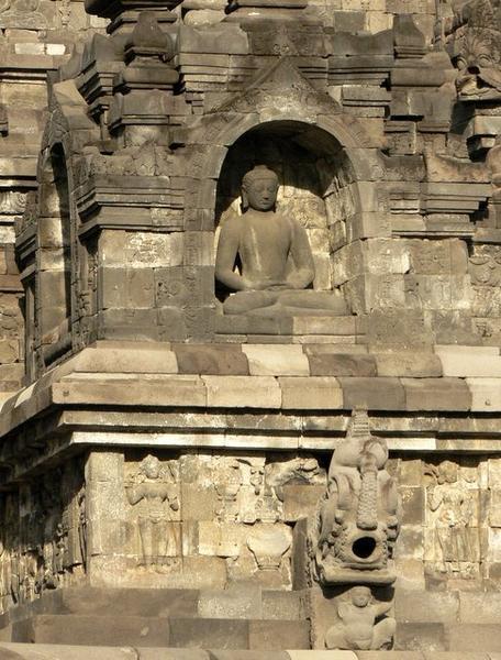 Buddha niche and gargoyle