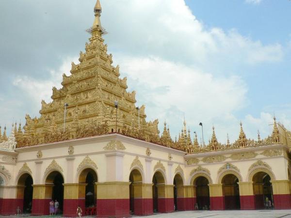 Mahamuni Temple