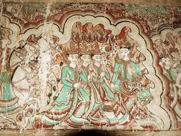 Painting inside Upali Thein