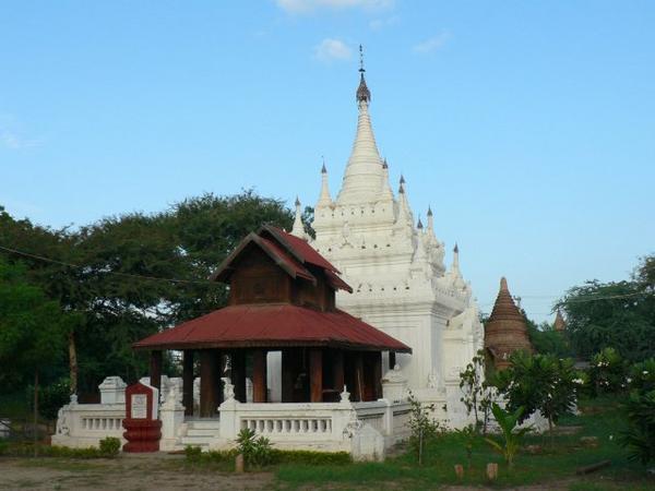 Taungbi village temple