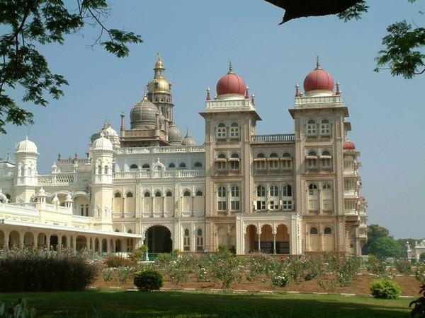 Palace side view