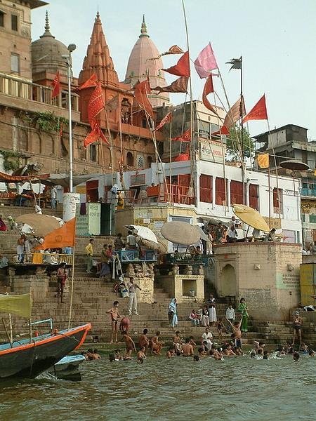 Flags at the ghat
