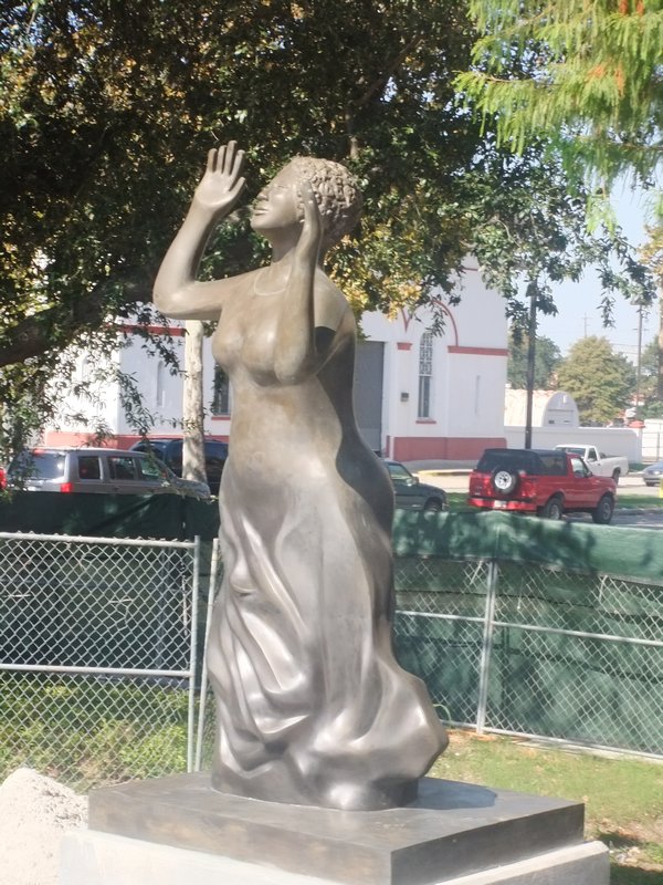 Mahalia Jackson (well, a statue of her!)