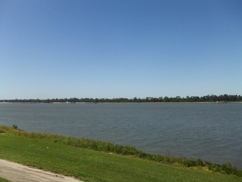 the Mississippi from the levee