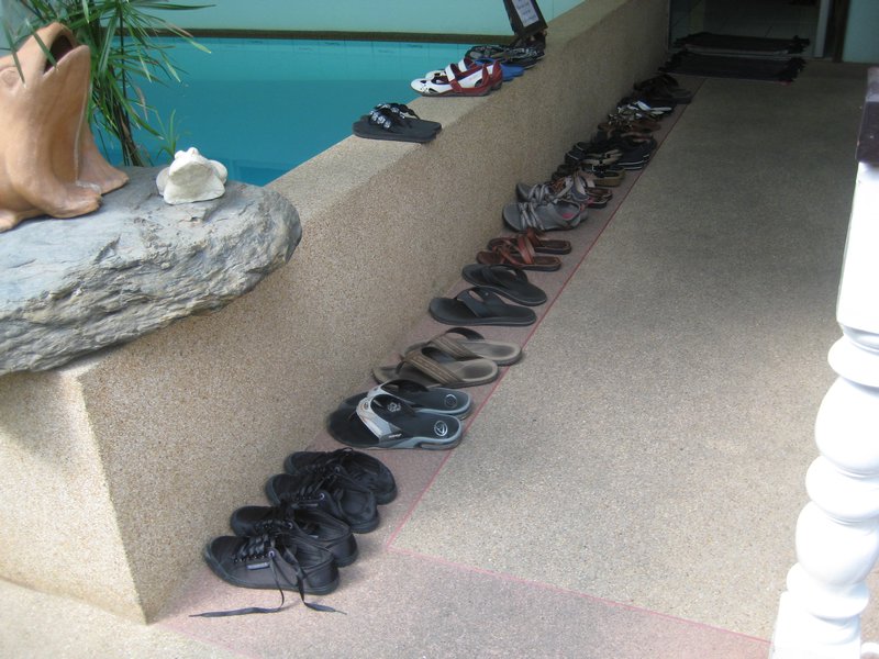 no shoes allowed inside in Thailand
