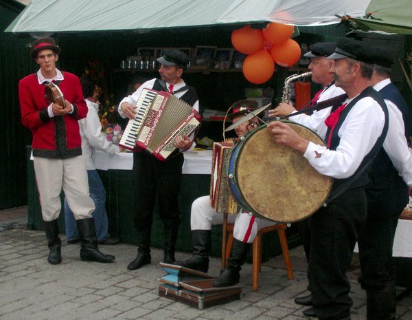 A merry band in the market square