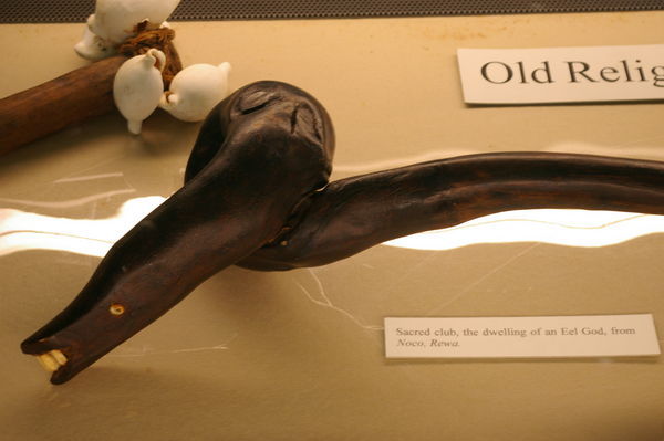 Eel-shaped war club. Probably not easy to actually use!