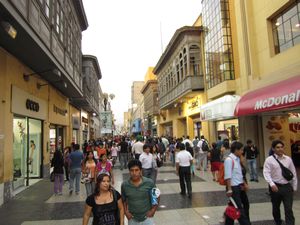 The main shopping street in Lima
