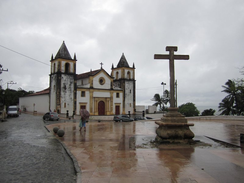 The da Se Church in the rain