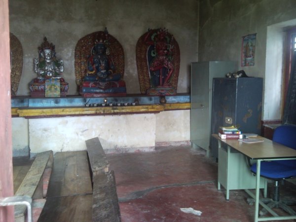 Colegio en monasterio Sanga choling