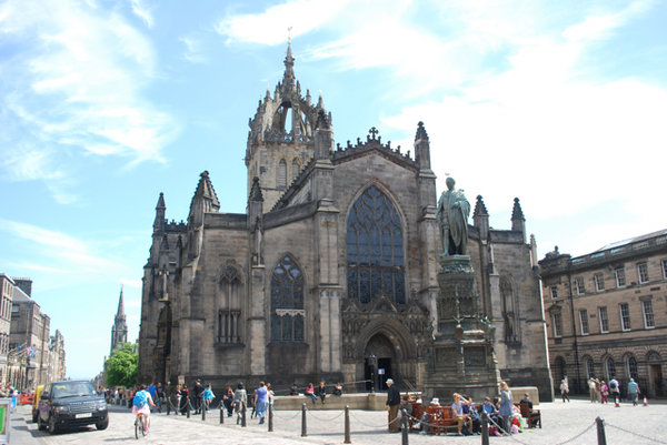 Giles Cathedral in Edinburgh
