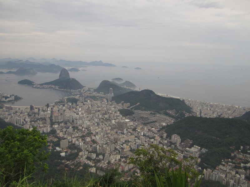 Rio & Sugar Loaf mountain fromCorcovado