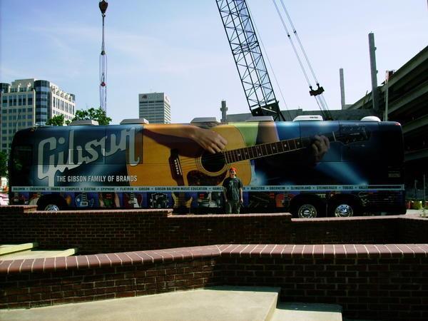 Gibson bus