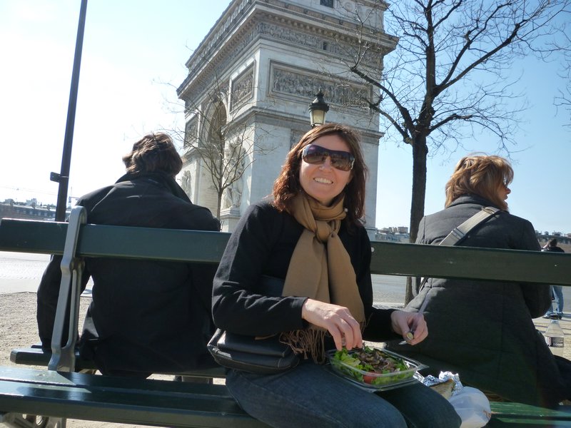 Lunch at Arc de Triomphe