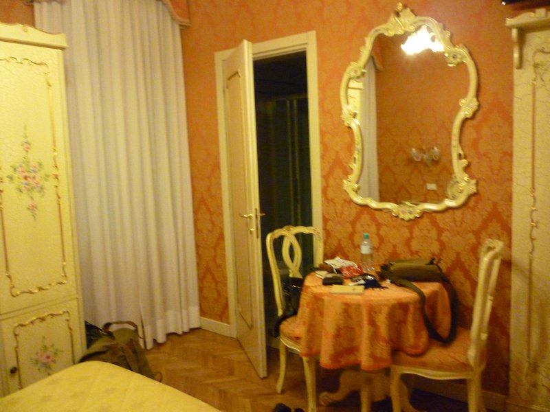 Our very cute Venetian Room