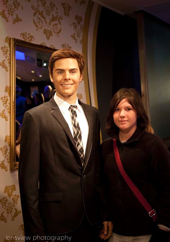 Madame Tussauds - Bree With Zac Efron