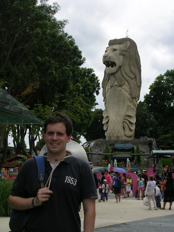 Harry and the Merlion Statue