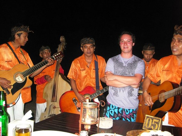Kiki with The Musicians