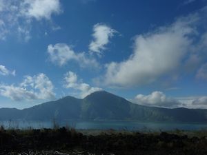 Climbing the Bali volcano