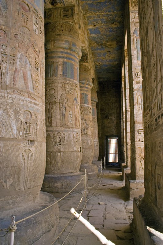 Massive columns in Rameses Temple